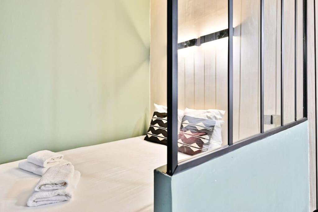 Appartement Style Industriel Au Coeur Du Sentier - V